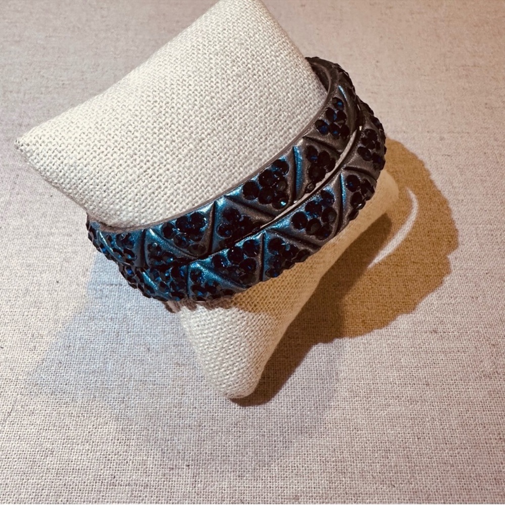 Chamak By Priya | Bracelet | Pair of Monotone Narrow Crystal - Picture 9 of 10